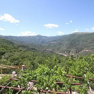 Nonni Devia , Lucinasco Italia